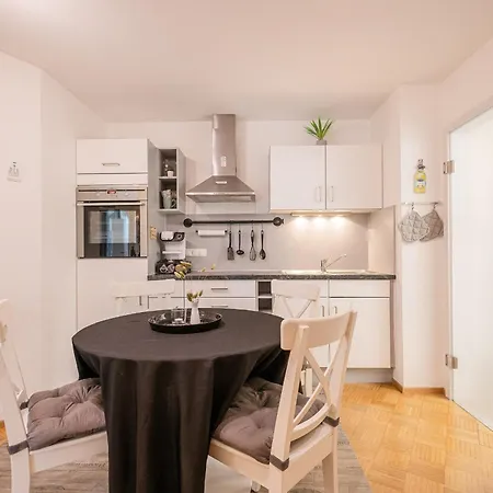 Ferienwohnpark Zwei-zimmer-apartment 49 18 Daire Immenstaad am Bodensee